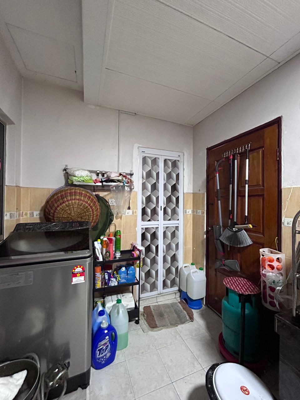 Double Storey Jalan Kristal Seksyen 7 Shah Alam - photo 8