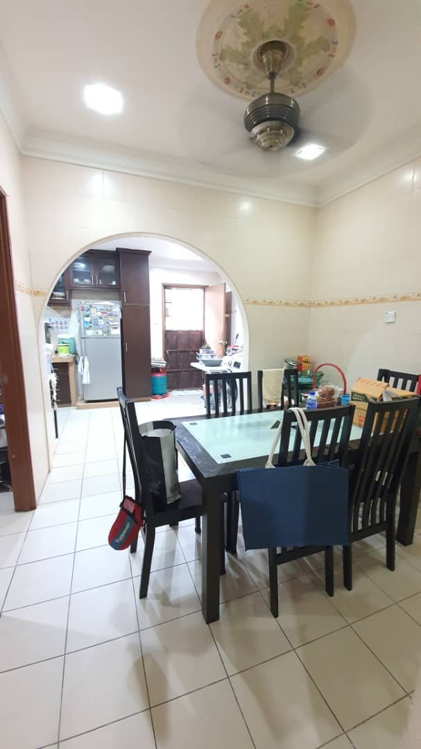 Double Storey Terrace House Taman Pinggiran USJ - photo 4