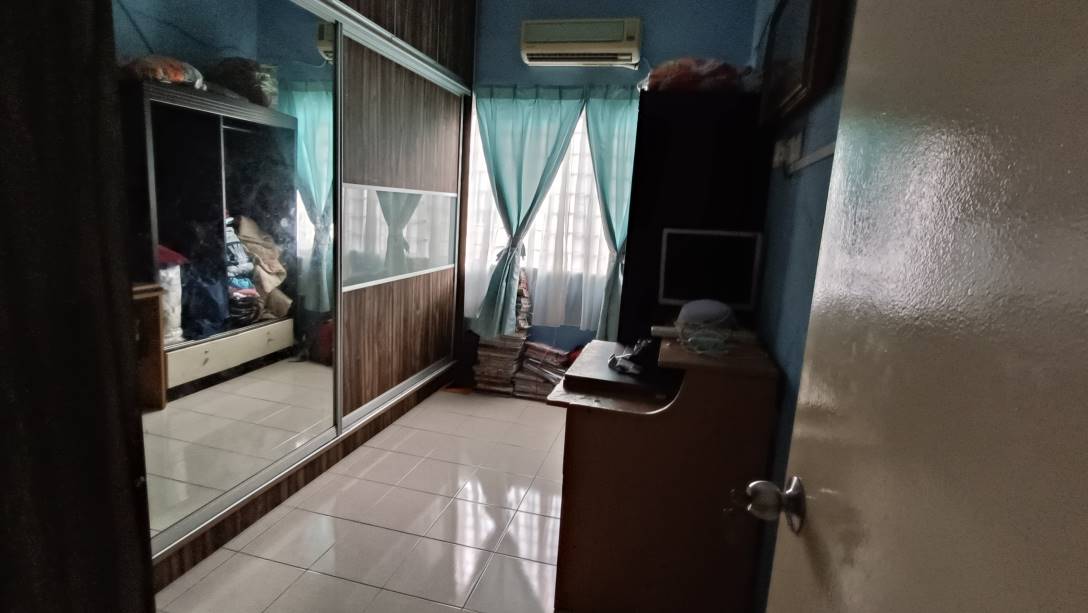 Double Storey Taman Saujana Klang - photo 11