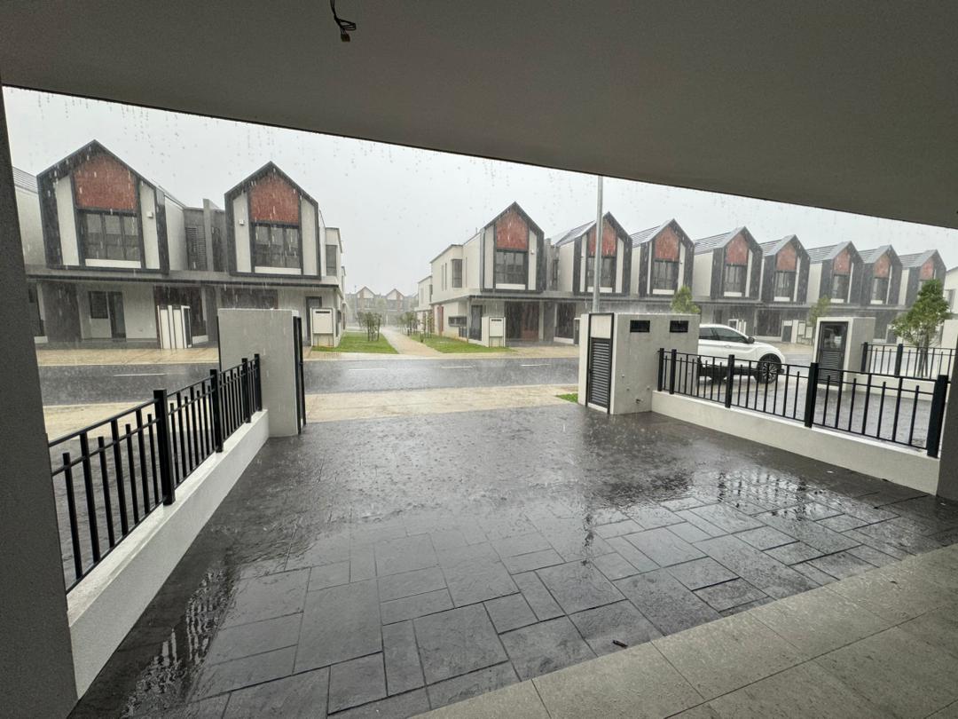 Double Storey Terrace House Ilham Residence Elmina - photo 2