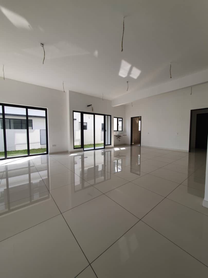 Double Storey Semi-D Reesia Elmina Gardens, Elmina - photo 4