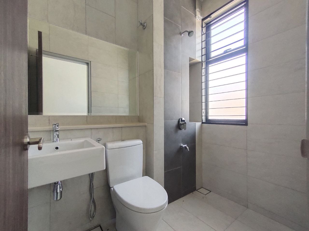 New End Lot Double Storey Elmina Green at Elmina - photo 8