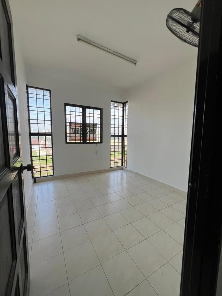 Apartment Komuter Raya Seksyen 19 Shah Alam - photo 3
