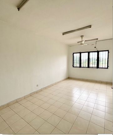 Apartment Komuter Raya Seksyen 19 Shah Alam - photo 3
