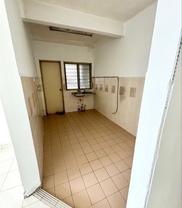 Apartment Komuter Raya Seksyen 19 Shah Alam - photo 4