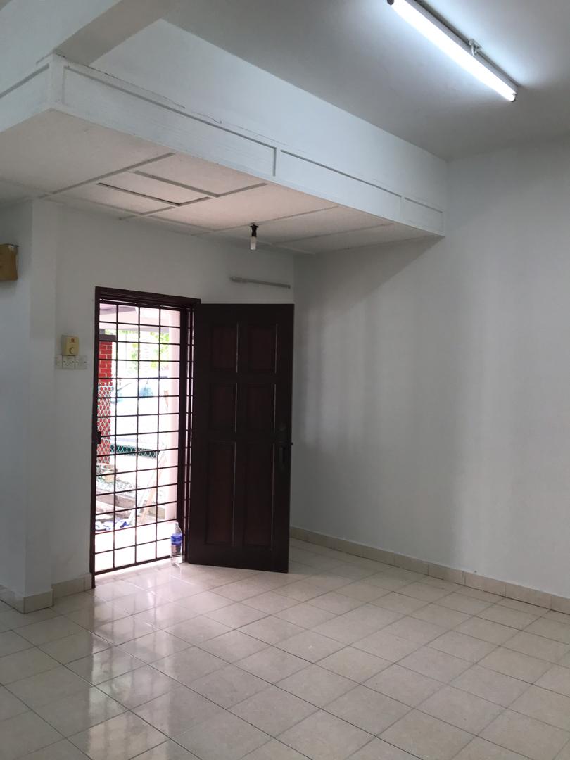 Double Storey Terrace Seksyen 7 Shah Alam - photo 2