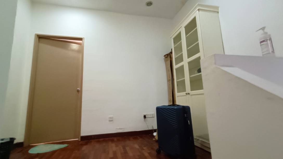 Double Storey Terrace House Taman Pinggiran USJ - photo 11