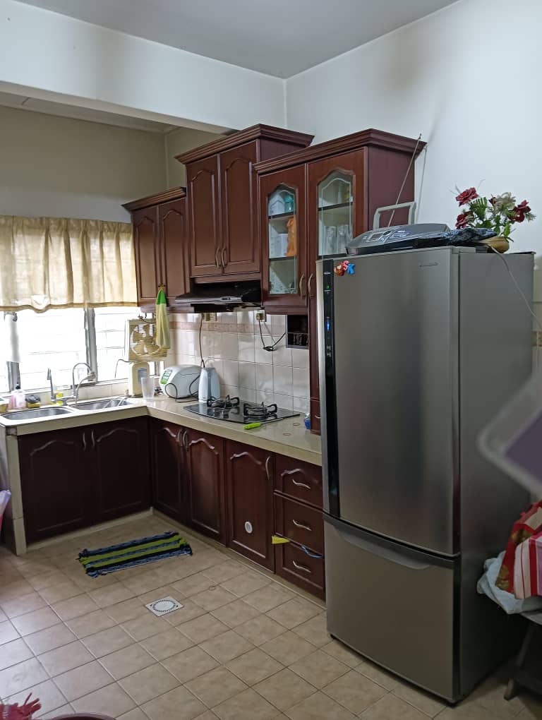 Double Storey Terrace House Taman Pinggiran USJ - photo 8