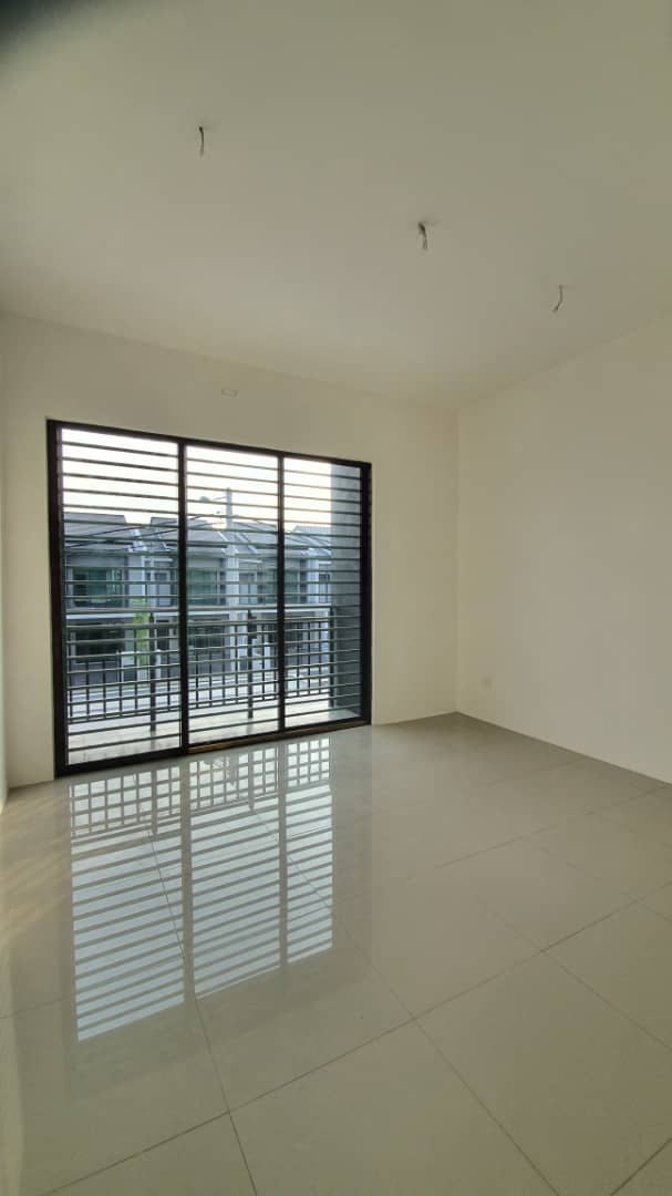 2 Storey Saujana Perdana, Sungai Buloh - photo 8