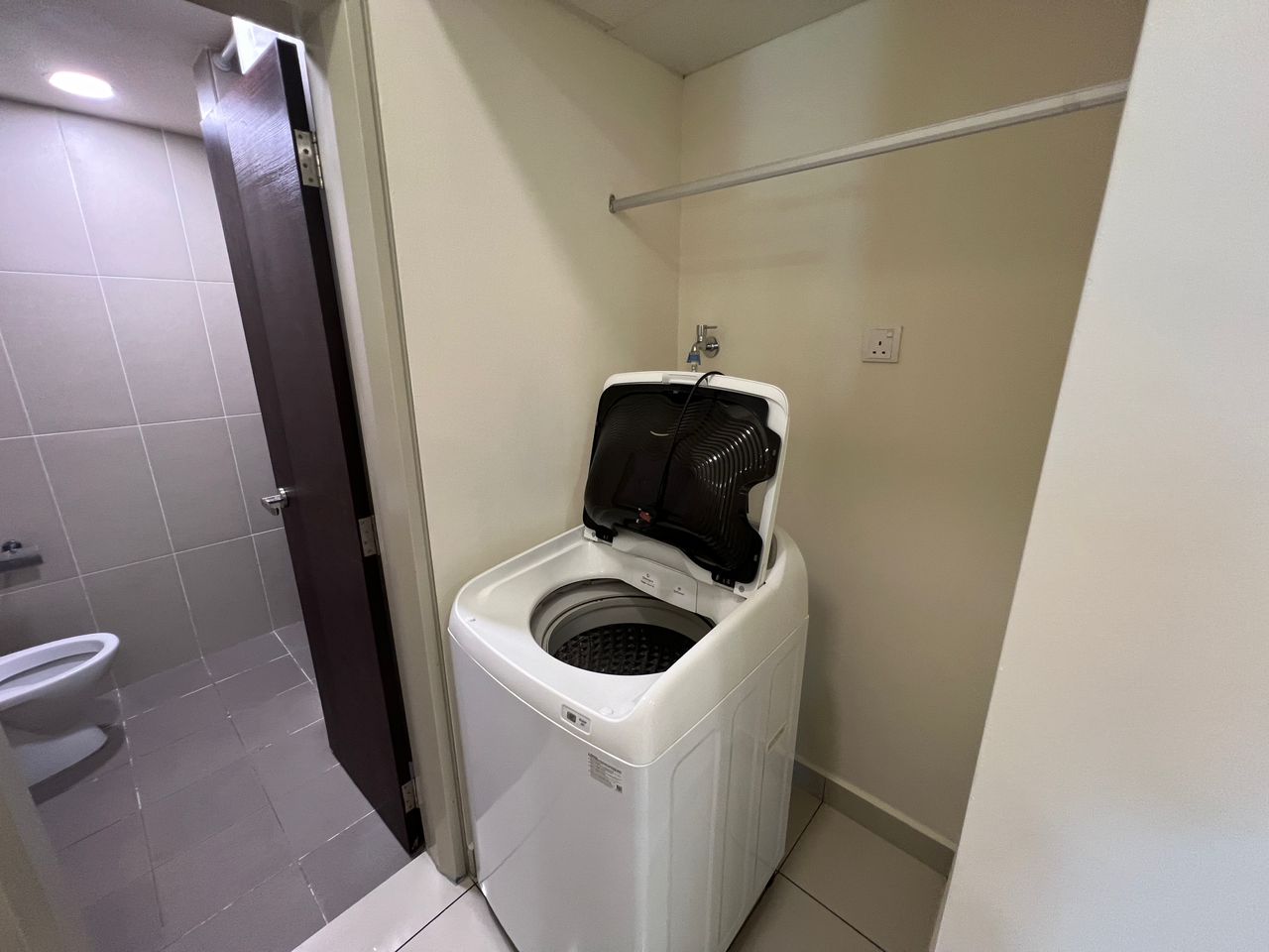 Fully Furnish RES 280 , Limited Unit - photo 6