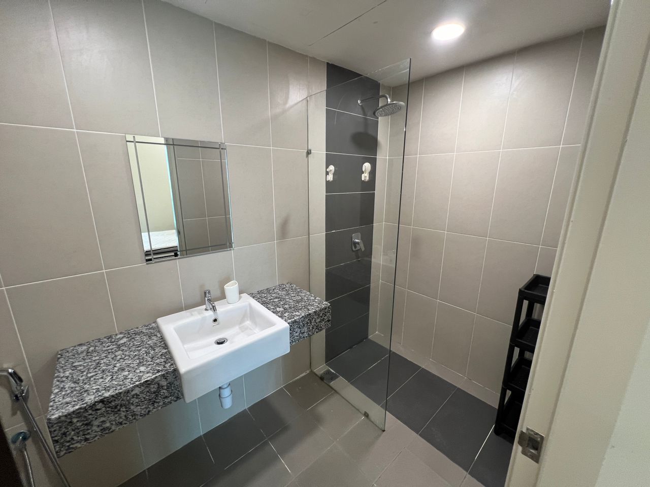 Fully Furnish RES 280 , Limited Unit - photo 12