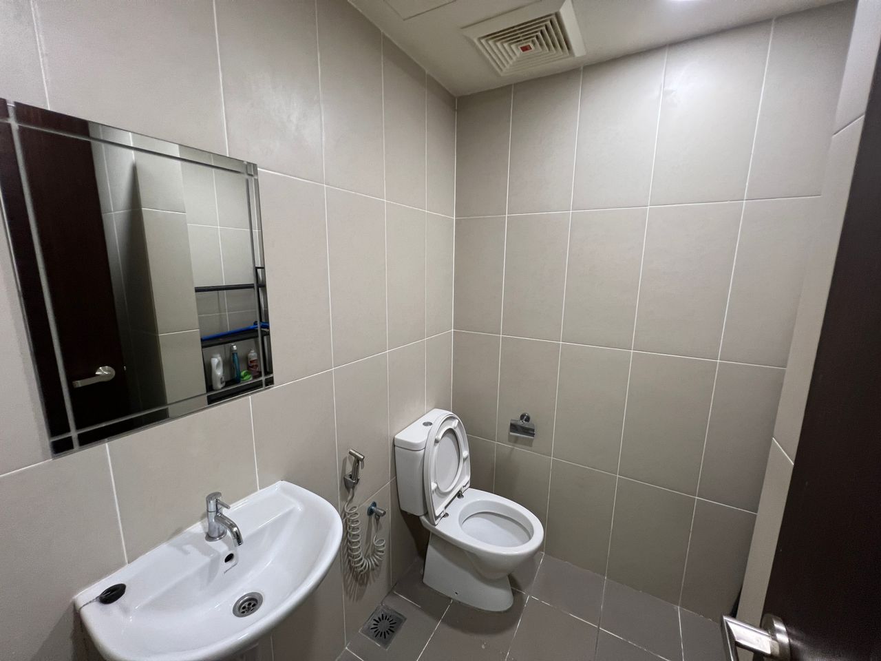 Fully Furnish RES 280 , Limited Unit - photo 13