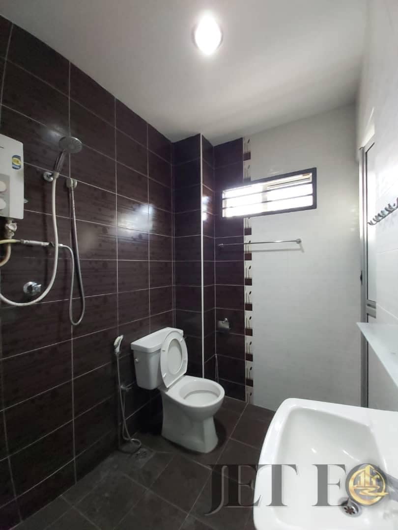 Super Nice House Bandar Botanic 22x75 Reno Klang - photo 8
