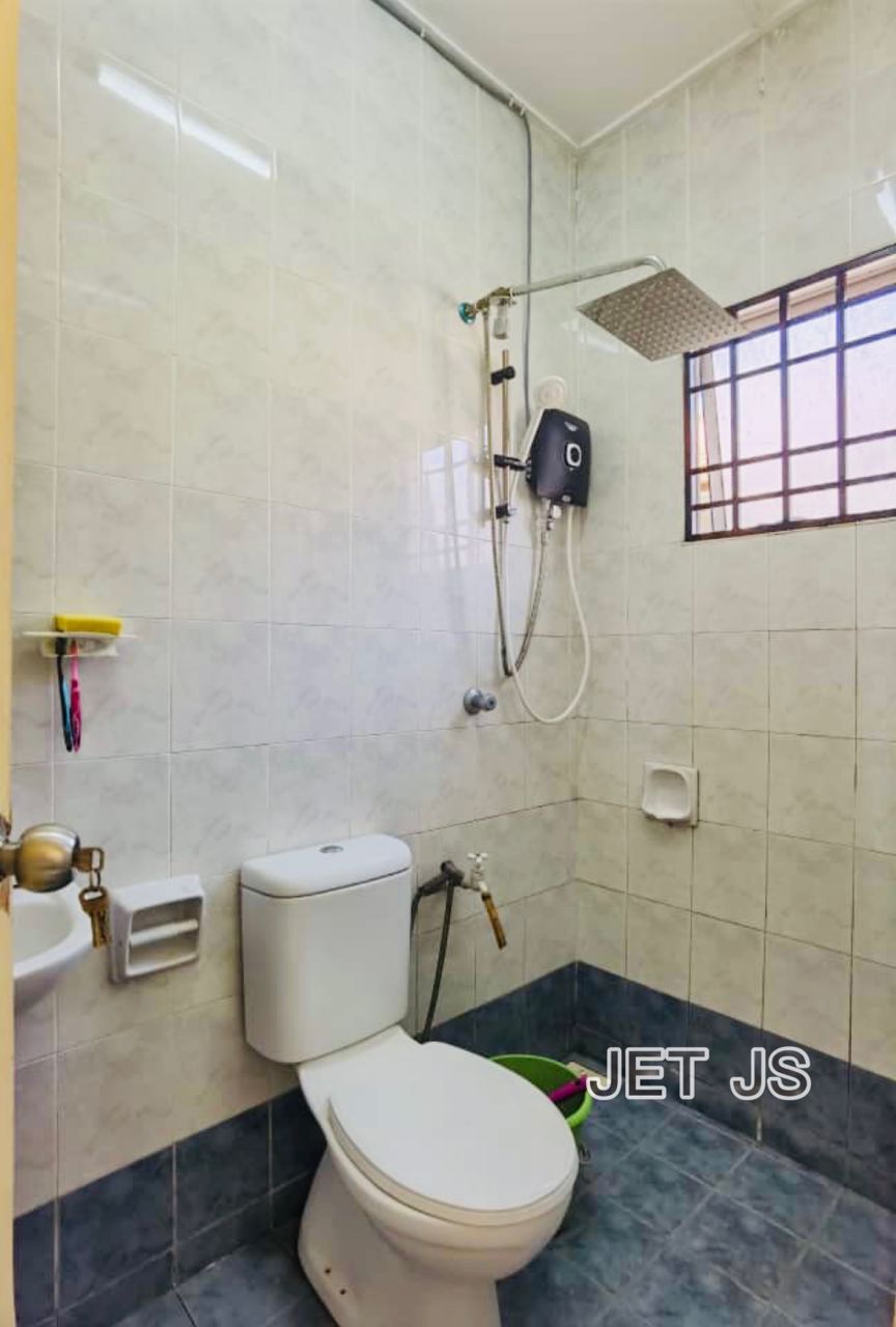 Bukit Tinggi 2 20x70 Good Condition Klang - photo 9