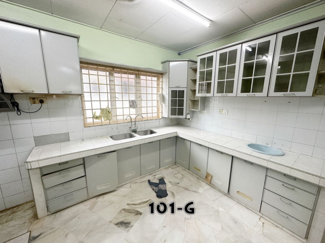 Hot Area Jalan Meru 20x80 Gd Condition Klang - photo 4
