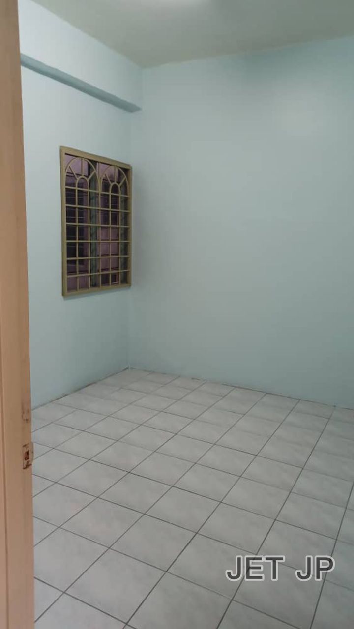 Taman Sentosa Shop Apartment - photo 4
