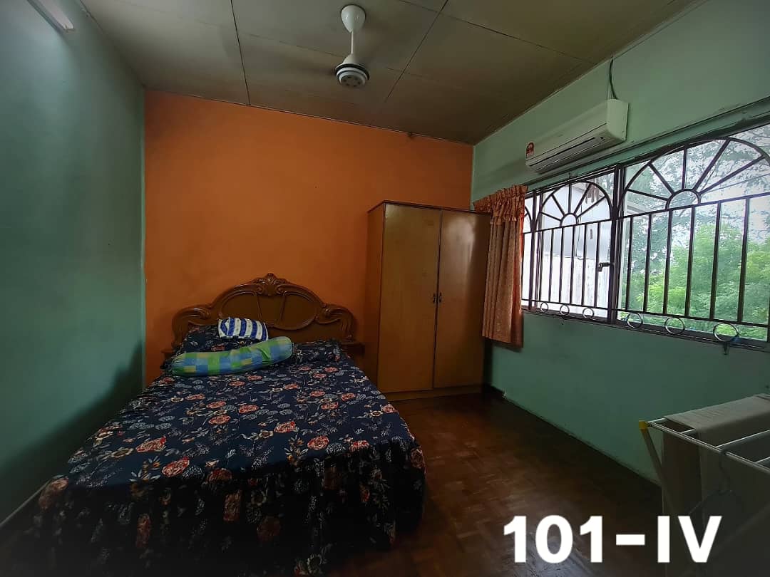 Super Below Market Teluk Gedung Indah Port Klang - photo 8