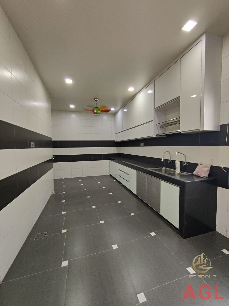 Ambang Botanic Rental House - photo 2