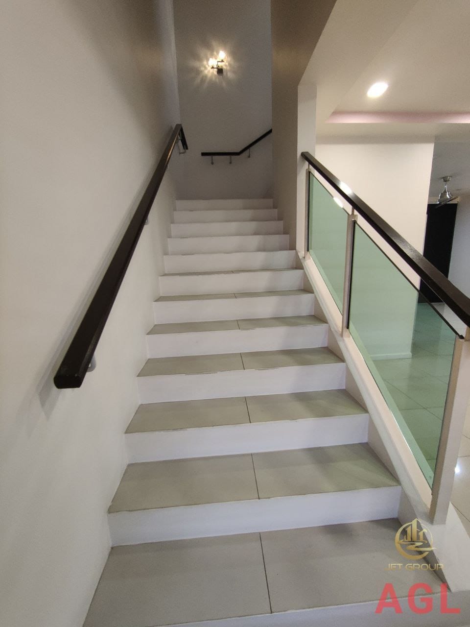 Ambang Botanic Rental House - photo 3