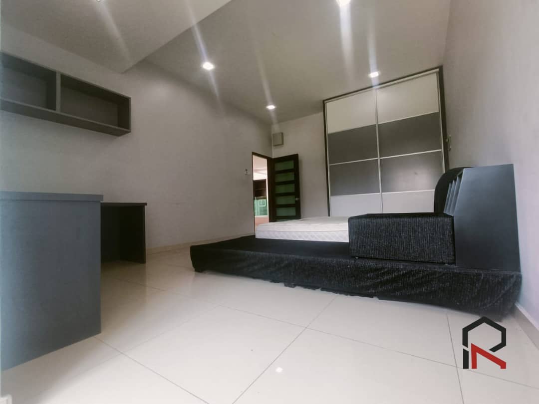 Ambang Botanic Corner - photo 3
