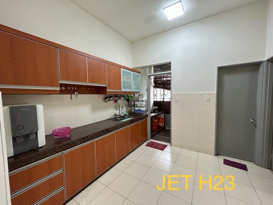 Ellis, Bandar Bukit Raja - photo 2