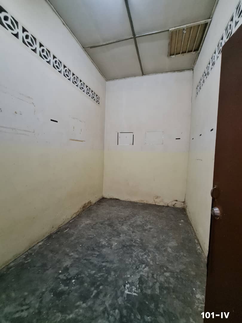 Below Market Value Port Klang 22x75 Ivie - photo 9