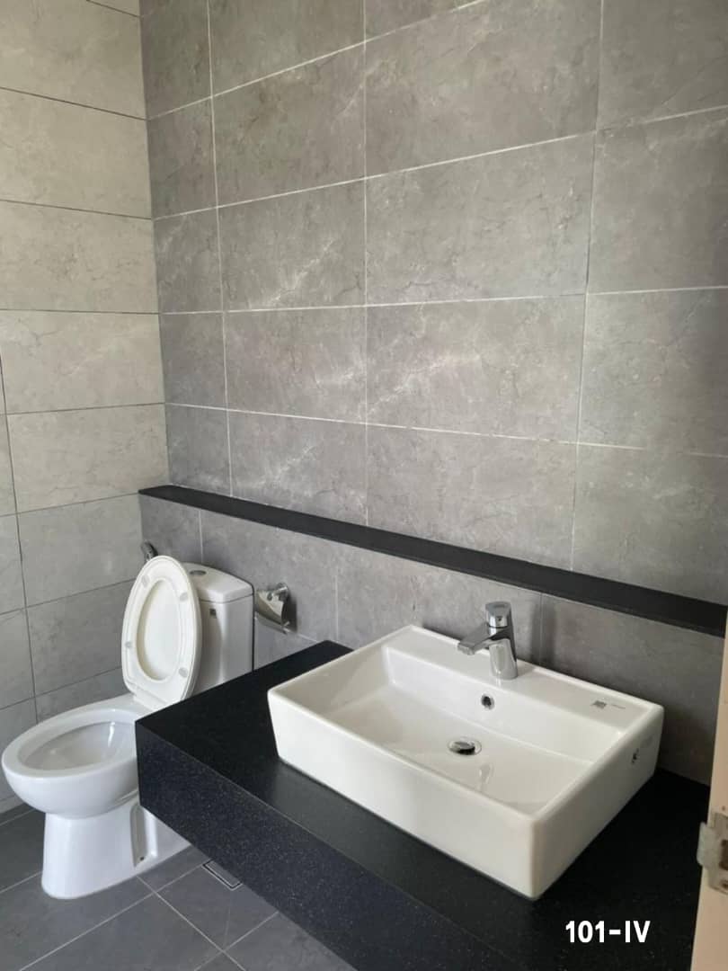 Brand New Unit Luxura Residence 257 Ivie - photo 13