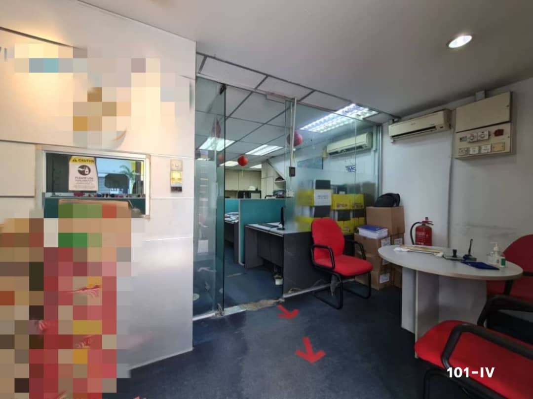 Port Klang Lorong Cungah 22x75 4 Storey Shoplot - photo 5