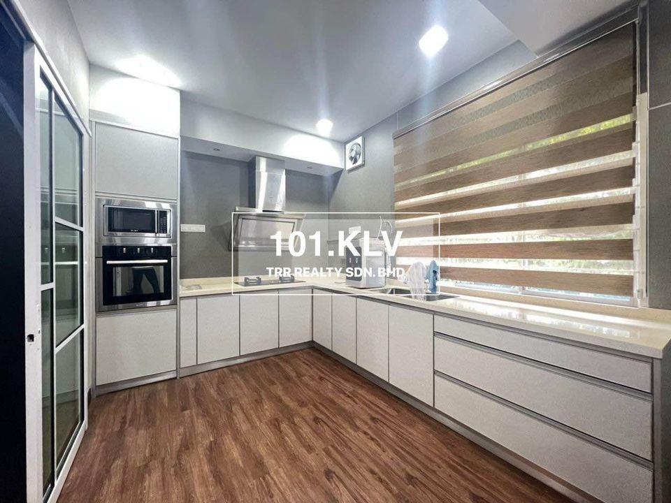 Ambang Botanic Kelvin Loo - photo 4