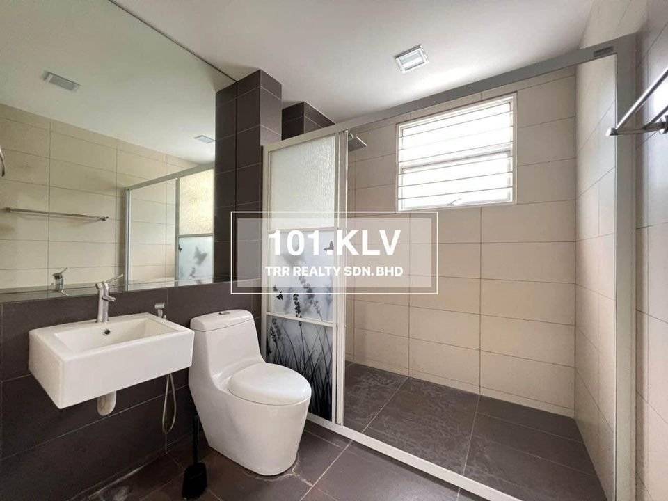 Ambang Botanic Kelvin Loo - photo 7
