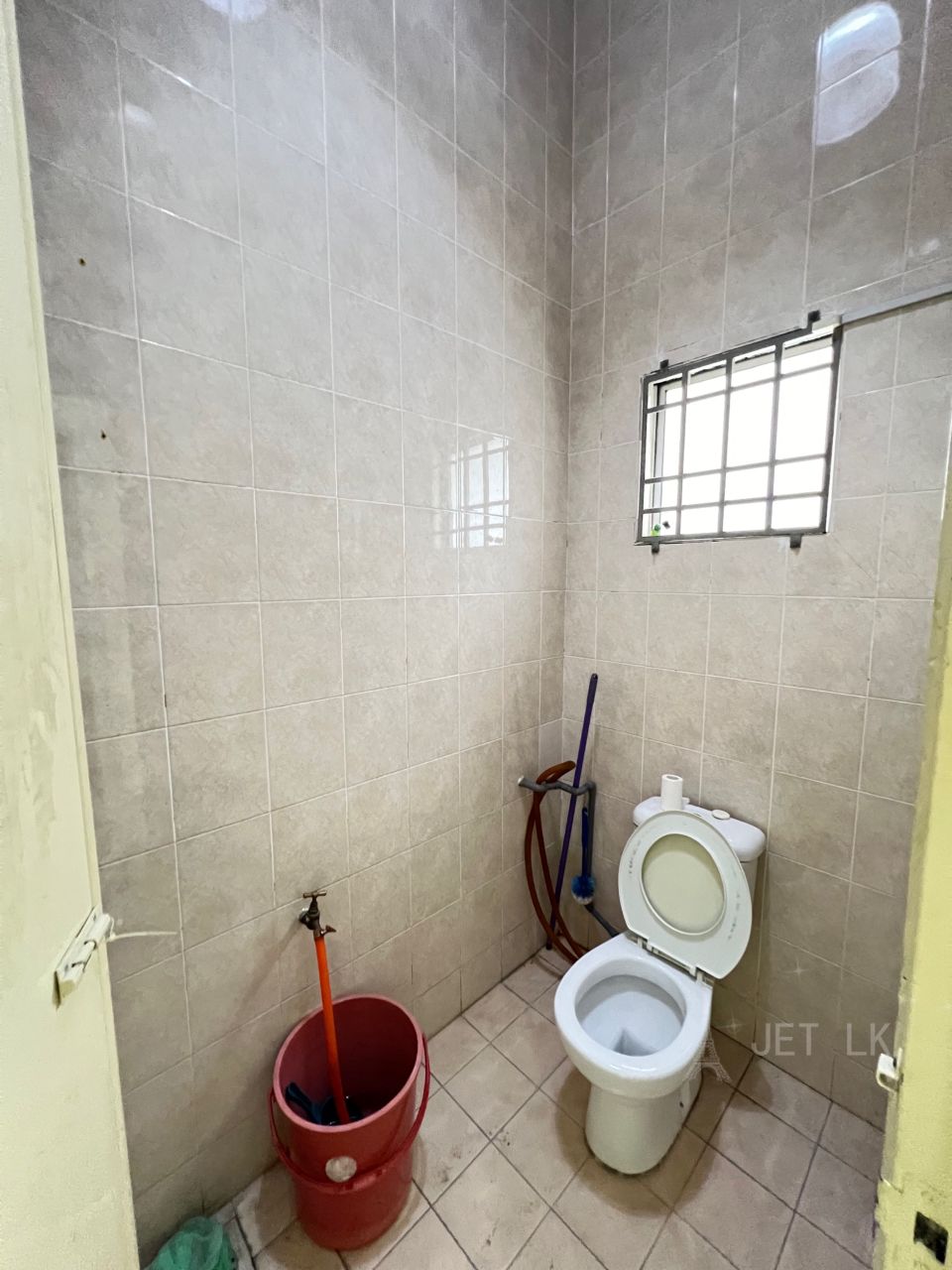 Ground Floor Bayu Tinggi Shoplot Lucas Kok - photo 3