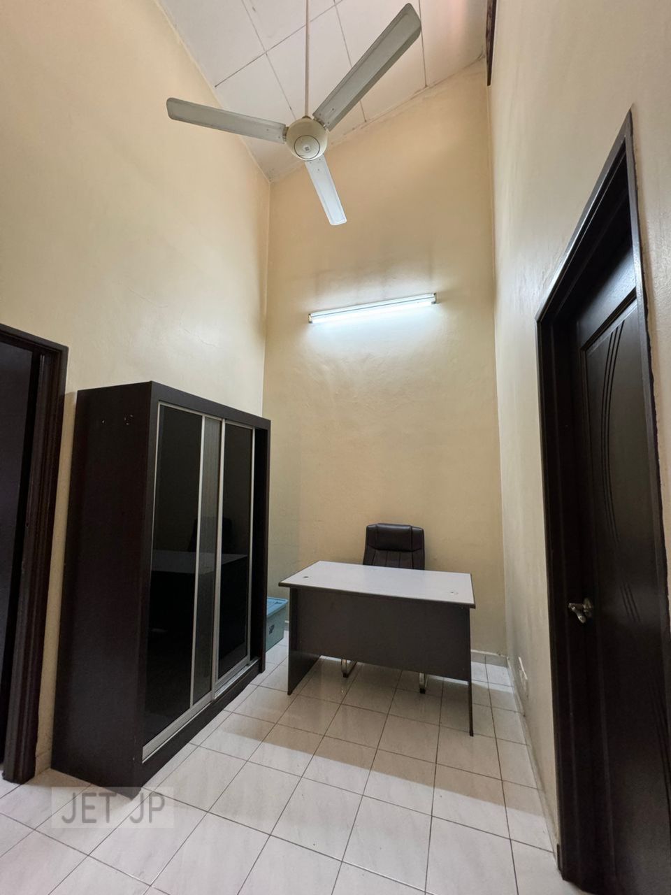 Partial Furnished Bandar Botanic Joanne - photo 4