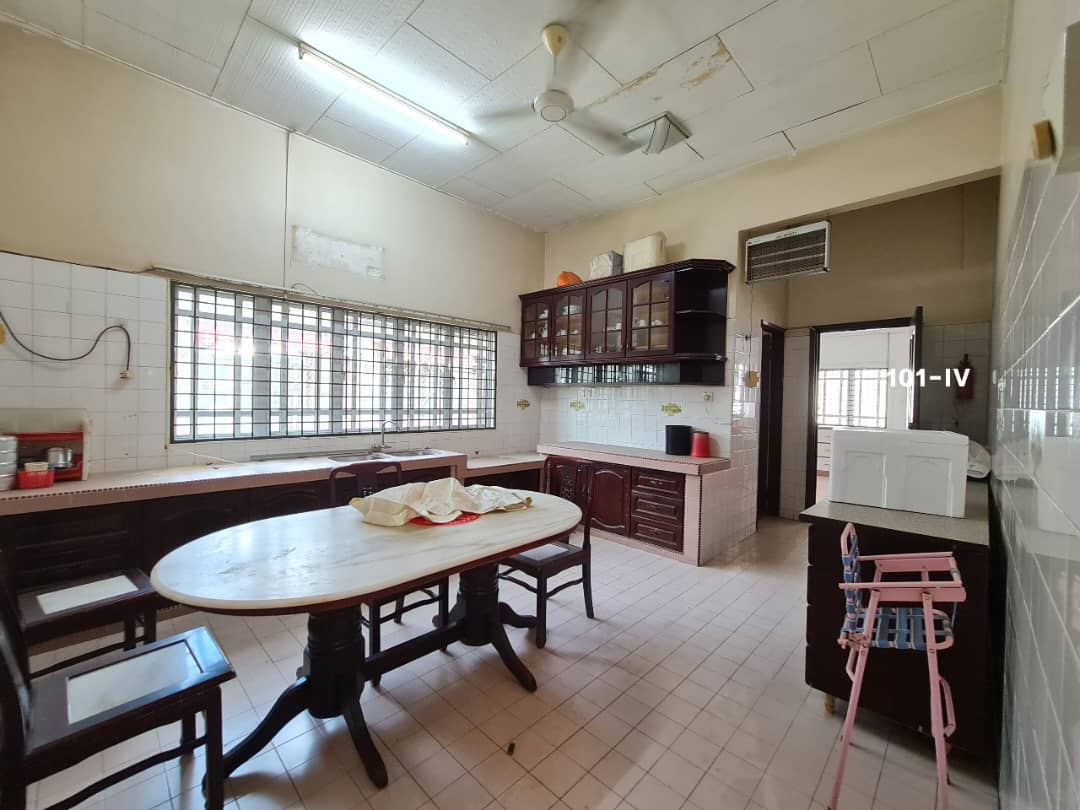 Single Storey Bungalow House Ivie - photo 7