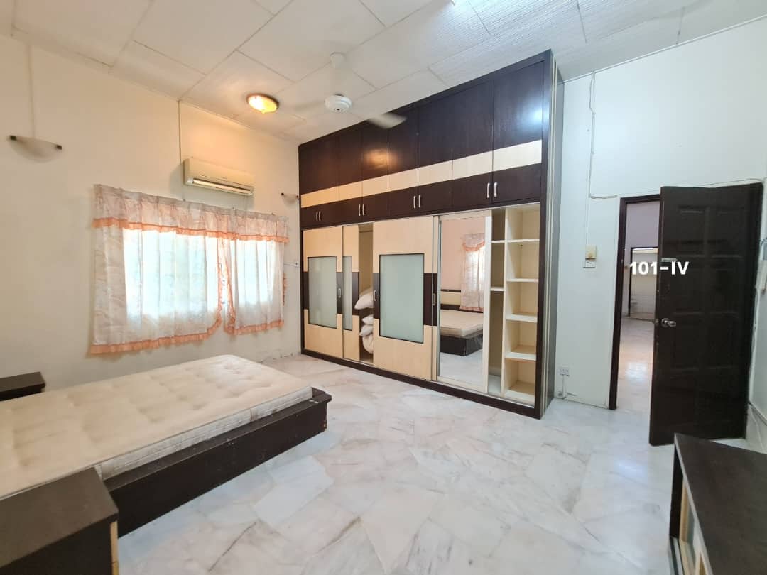 Single Storey Bungalow House Ivie - photo 10