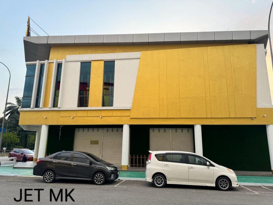 Canary Garden Corner Shoplot JETMK - photo 2