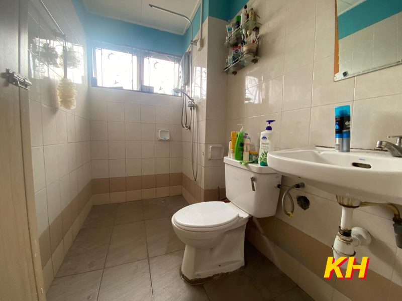 Jenaris Botanic Klang Renovated House - photo 12