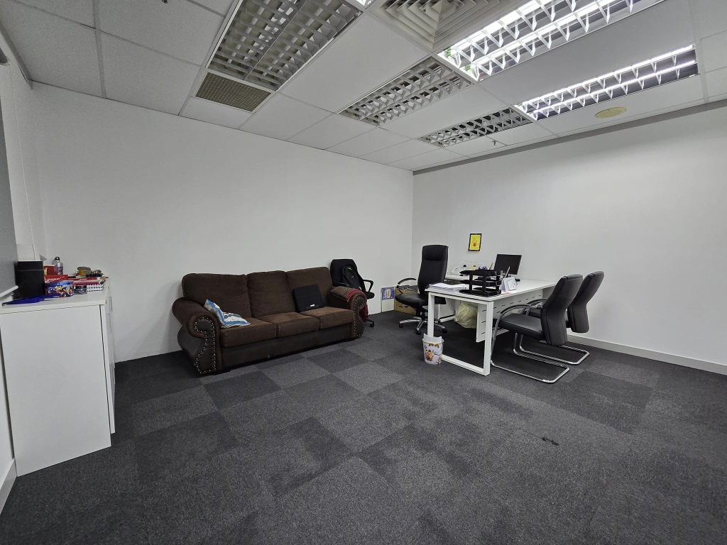 Intan Millennium Square Corporate Office Tmn Intan - photo 4