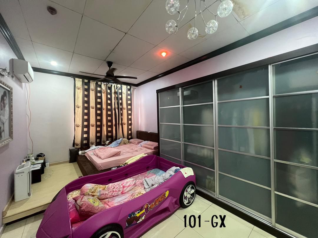 Double Storey Bandar Bukit Raja Zapin, Klang - photo 2