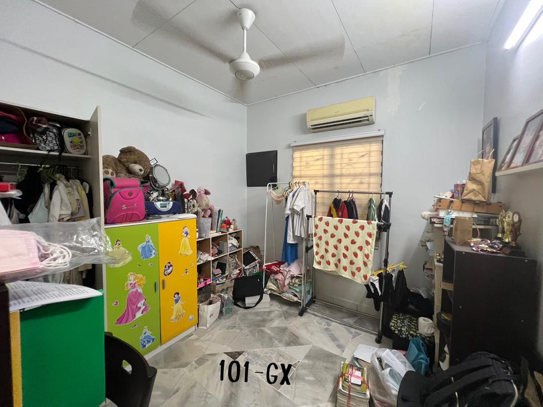 Double Storey Bandar Bukit Raja Zapin, Klang - photo 5