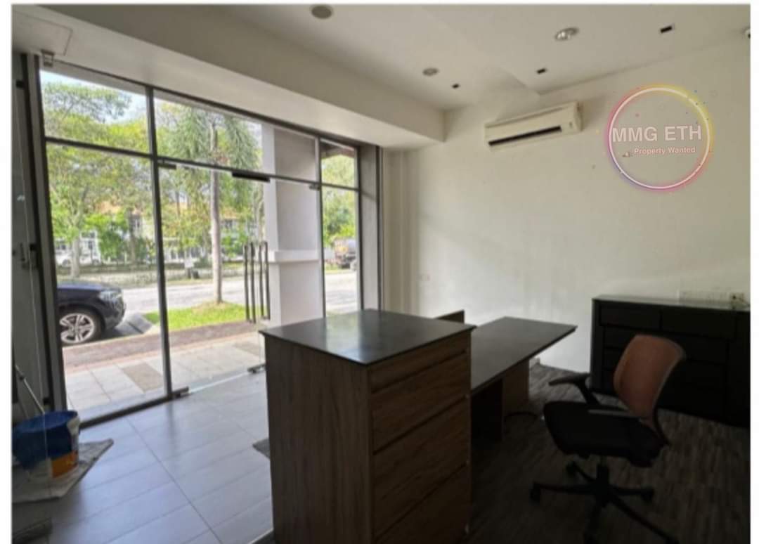 Kota Bayuemas 2 Storey Shoplot Endlot Klang - photo 4