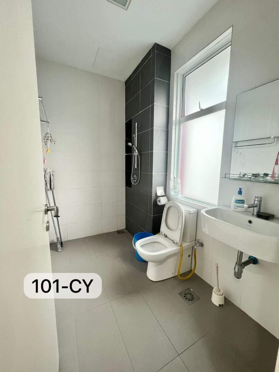 2 Sty Bungalow House With Private Swimming Pool - photo 11