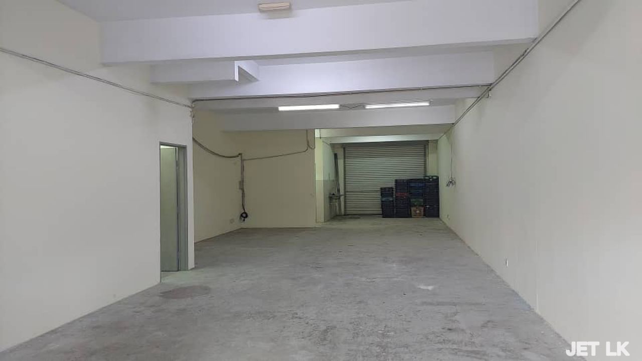 Aman Perdana 2 Storey Shoplot Ground Floor Klang - photo 2
