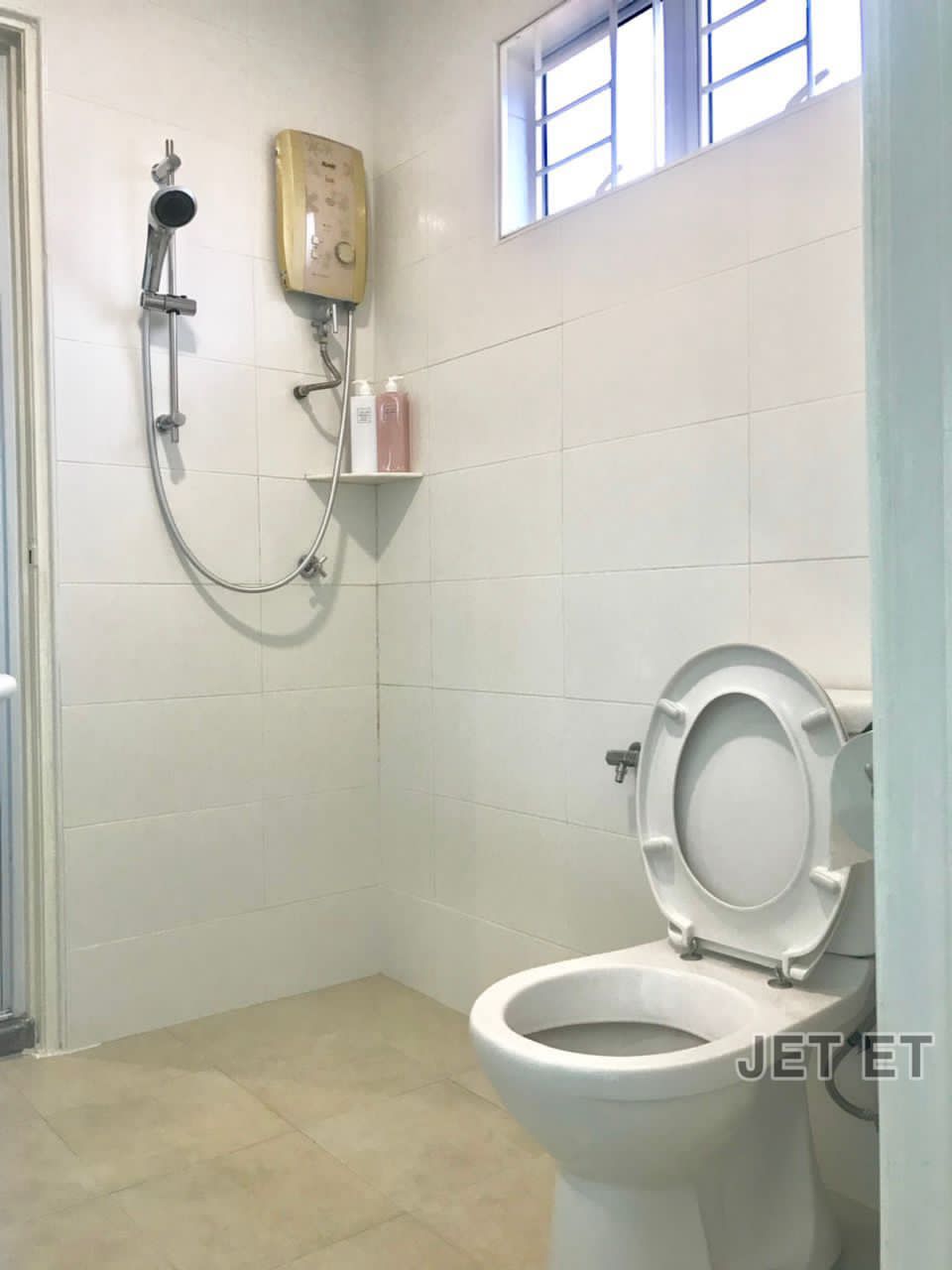 Fully Renovated Bukit Tinggi Double Storey Klang - photo 12