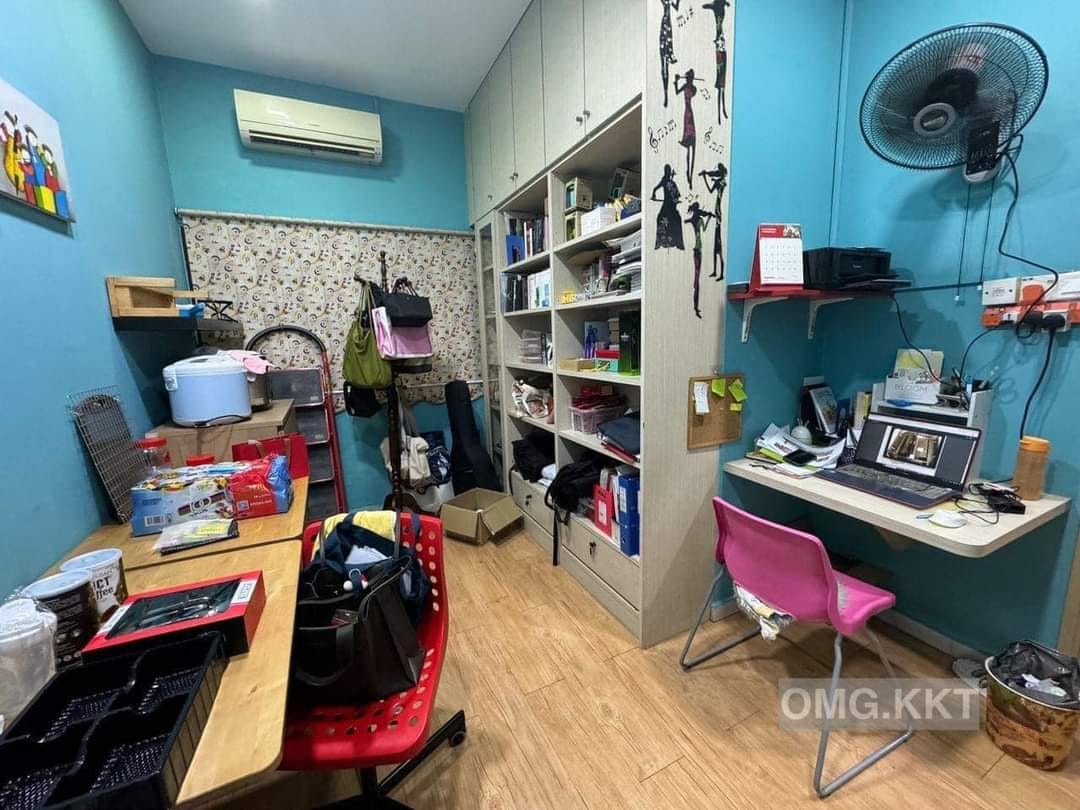 Batu Belah Fully Renovated Double Storey Klang - photo 3
