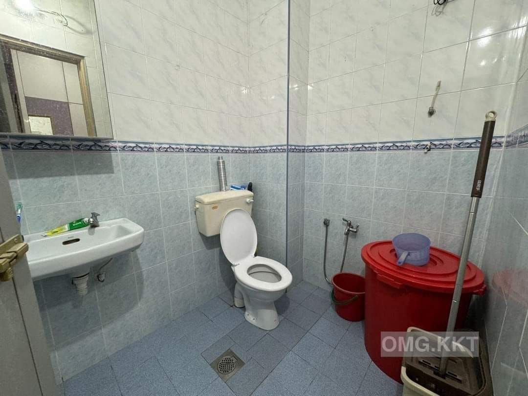 Batu Belah Fully Renovated Double Storey Klang - photo 10