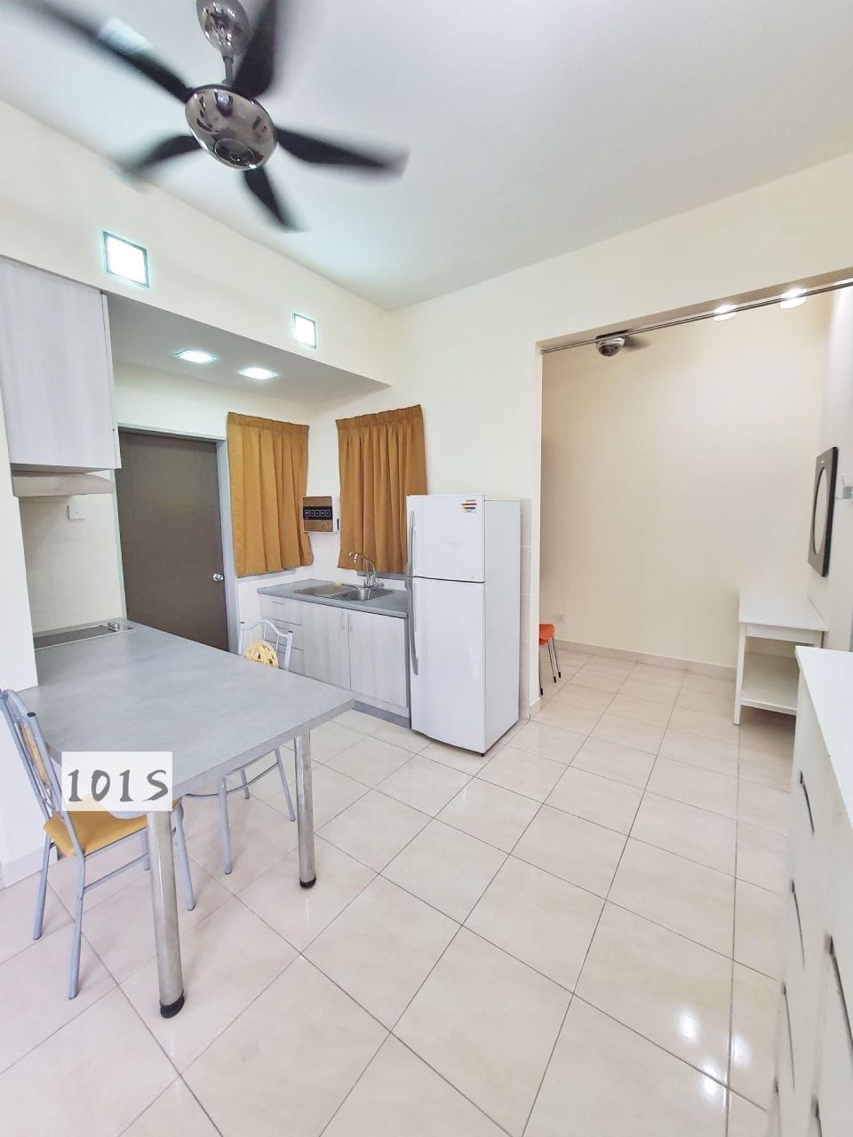 Lagoon Suite Condo Kota Kemuning Klang - photo 2