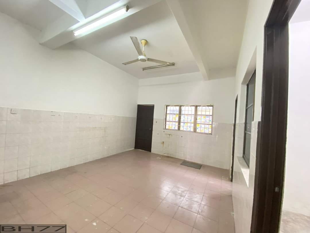 Lorong Raja Nong Double Storey House Klang - photo 3