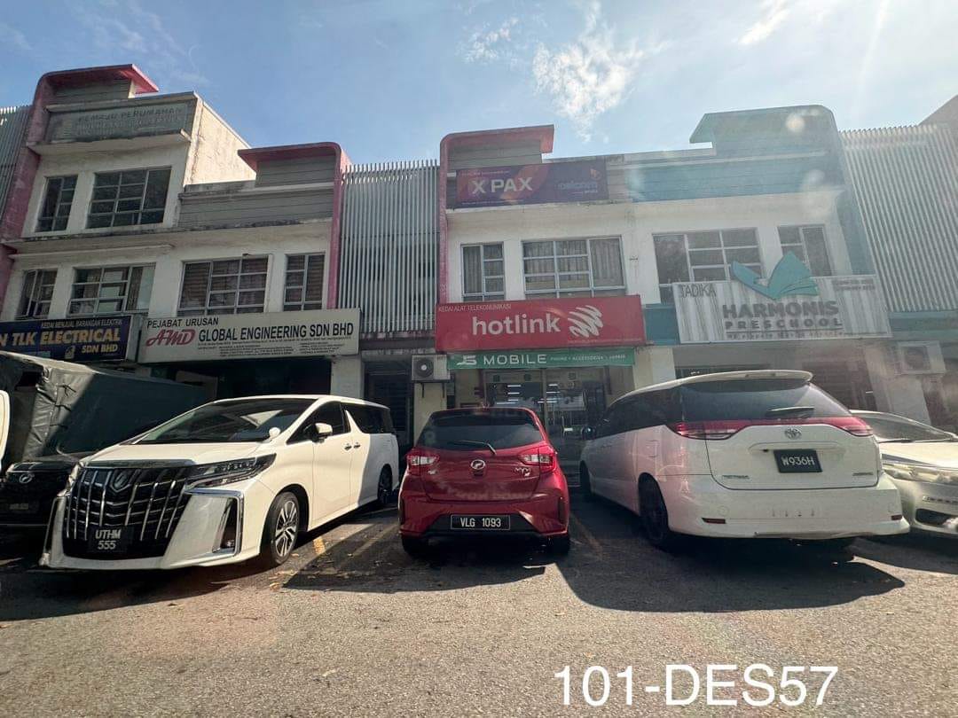 Aman Perdana Double Storey Shoplot Klang - photo 4