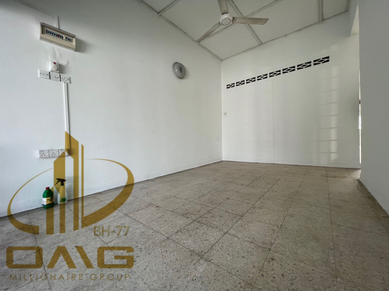 Newly Painted Tepi Sungai Single Storey Klang - photo 3