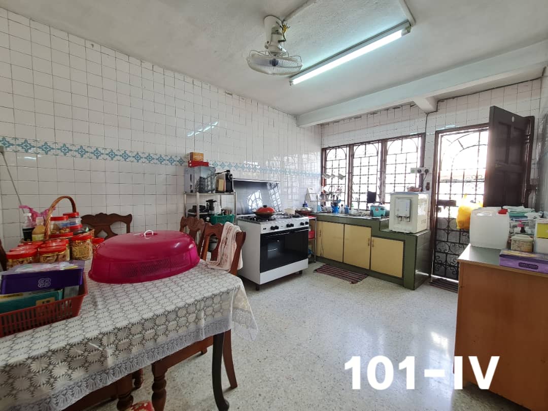 Teluk Pulai Double Storey Corner House Klang - photo 3